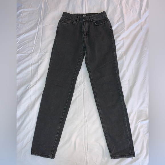 BDG Jeans - Picture 1 of 3
